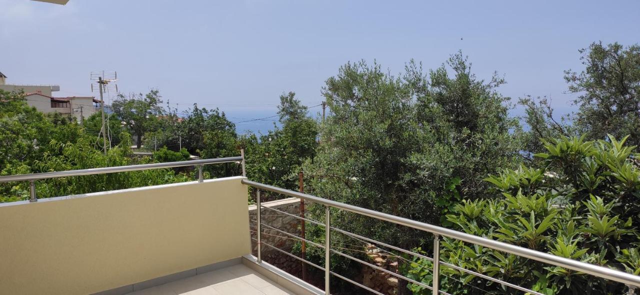 Siempre Viva Dhermi Dhërmi Exterior foto